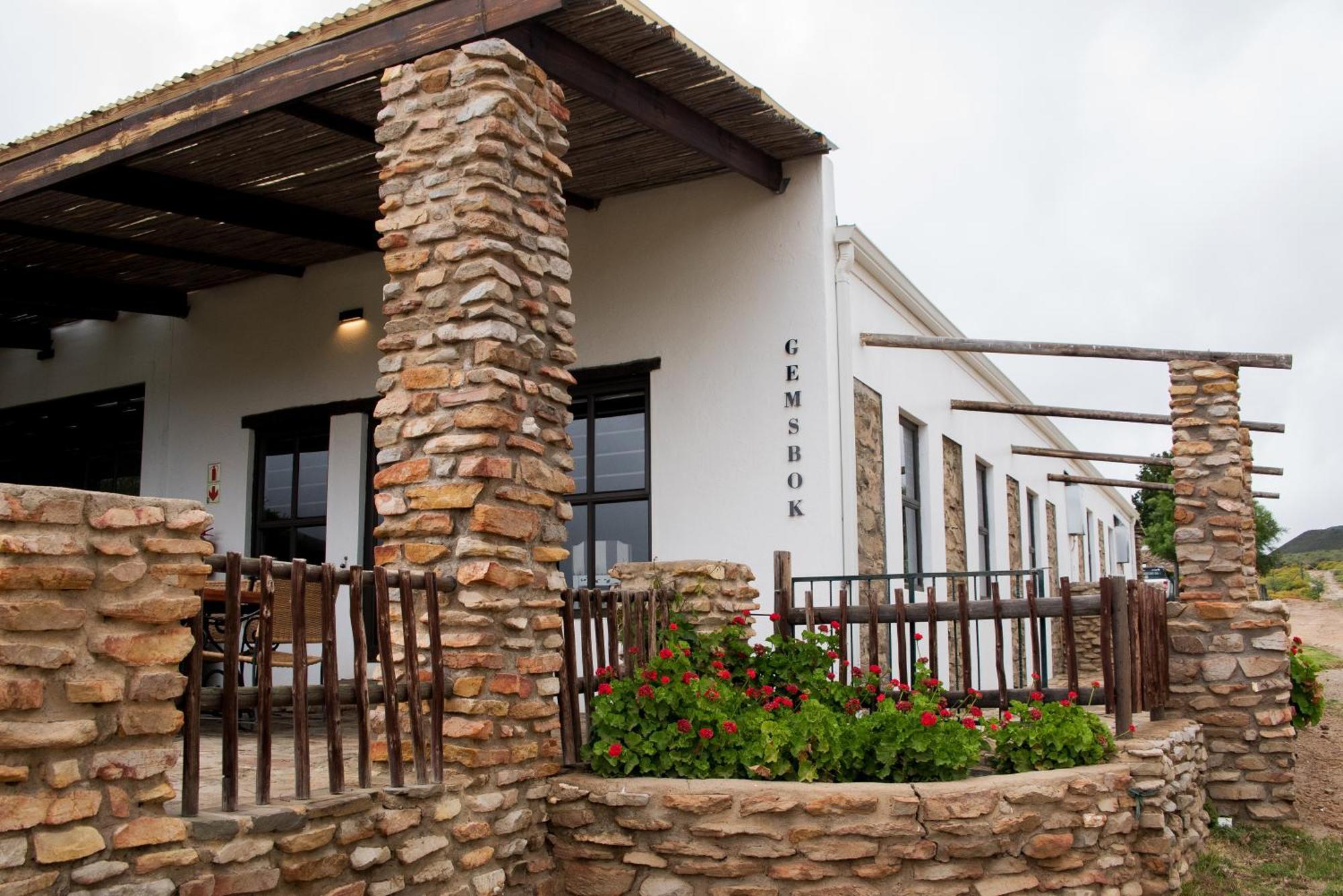 Desert Wind Private Guest And Game Farm Montagu Eksteriør billede